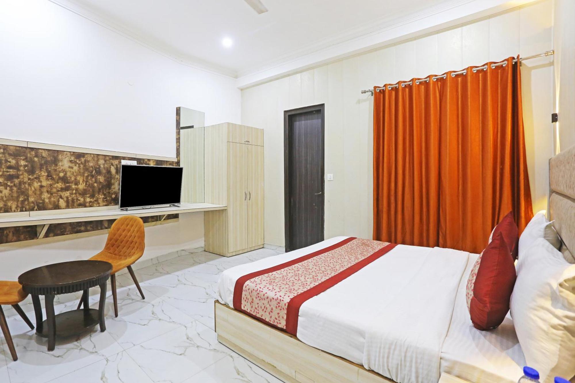 Hotel Almora Sky Near By Delhi International Airport With - Free Airport Pickup And Drop Nové Dillí Exteriér fotografie