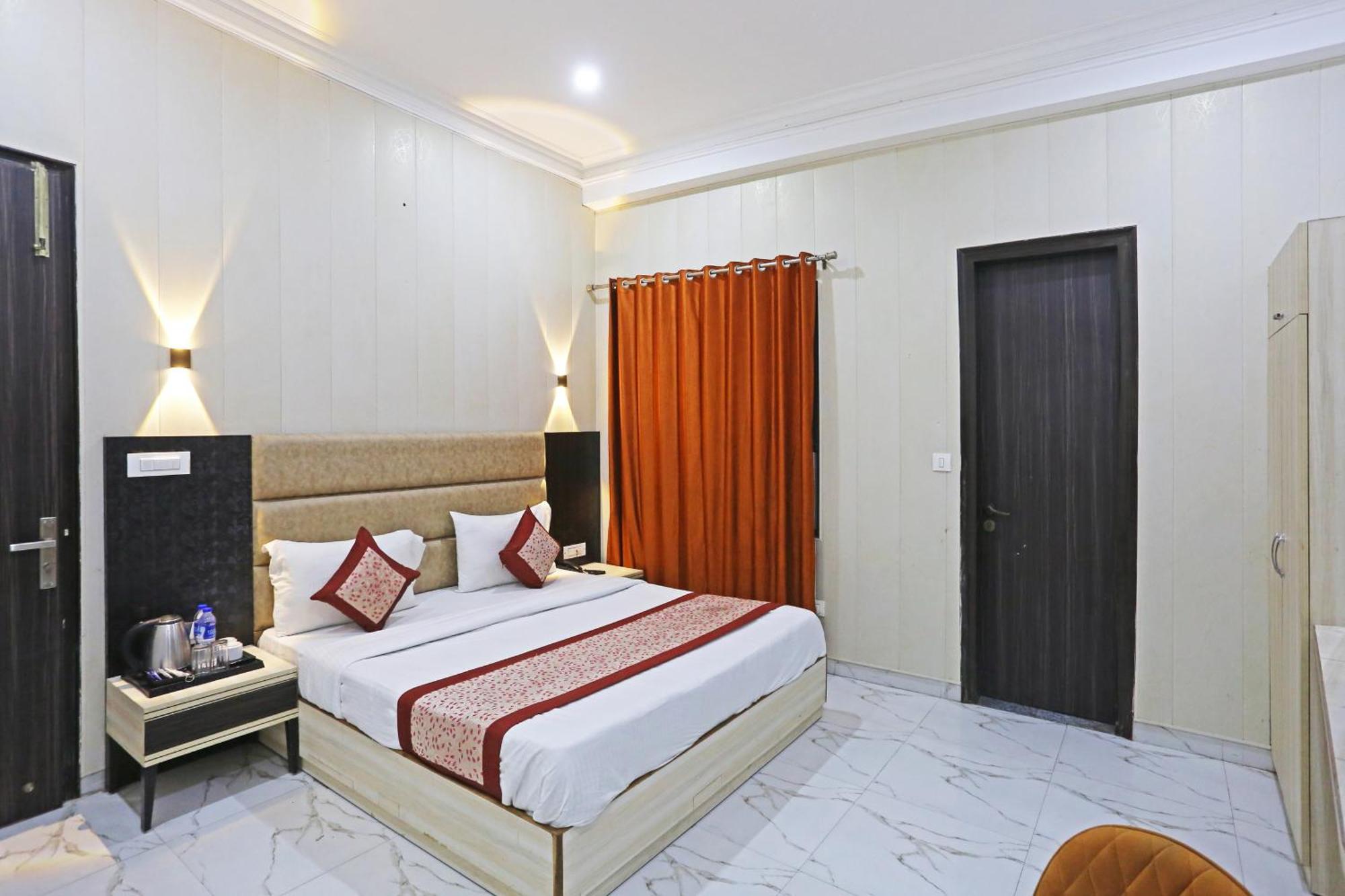 Hotel Almora Sky Near By Delhi International Airport With - Free Airport Pickup And Drop Nové Dillí Exteriér fotografie