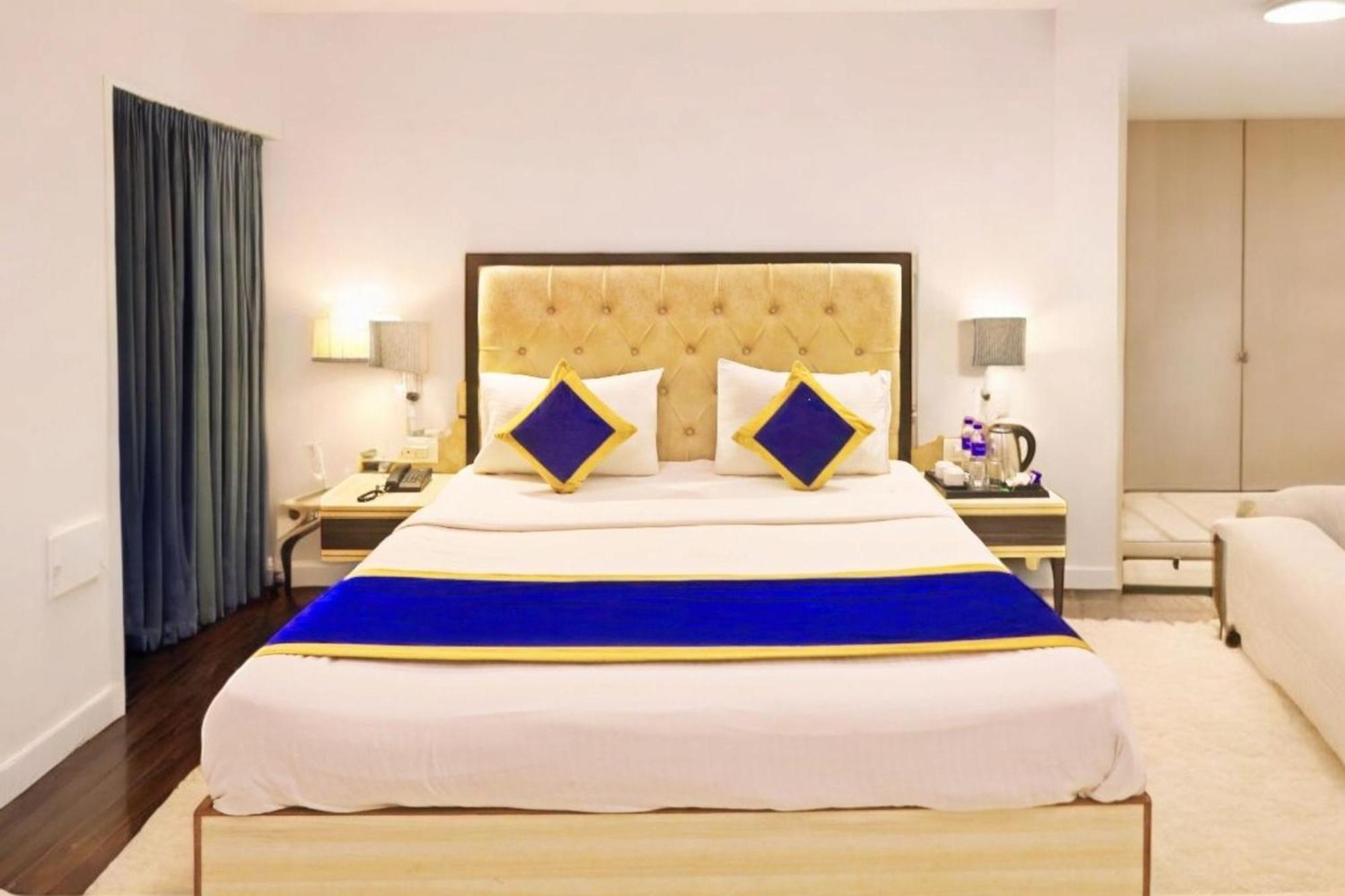Hotel Almora Sky Near By Delhi International Airport With - Free Airport Pickup And Drop Nové Dillí Exteriér fotografie
